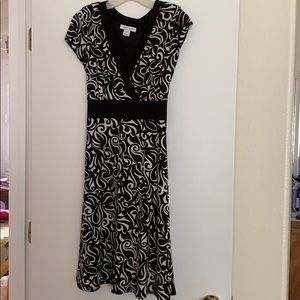 White House Black Market capped-sleeve dress